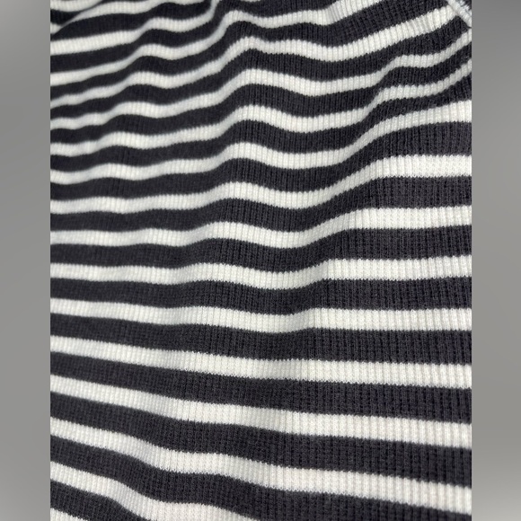 Billabong Black & White Striped High Neck Tank Top Size M - Picture 3 of 6